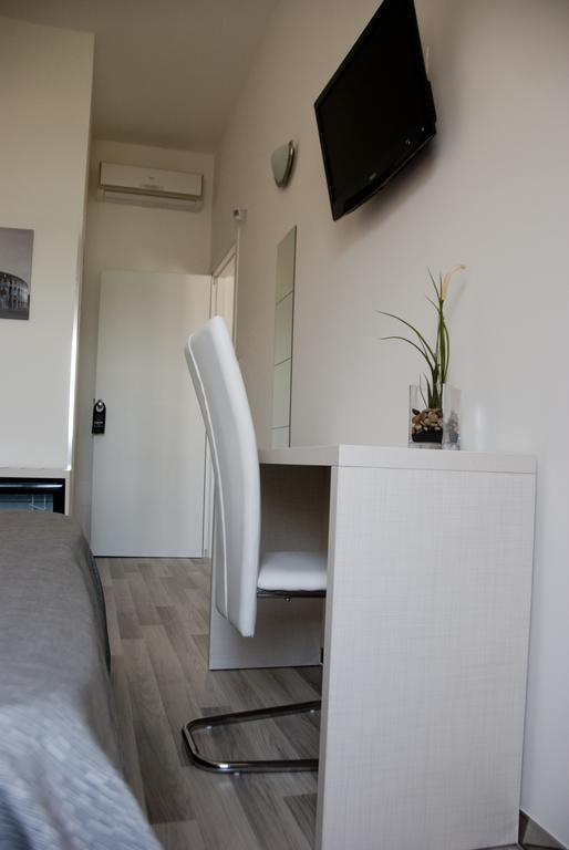 Bed and Breakfast Il Corso Porto Cesareo Exterior foto